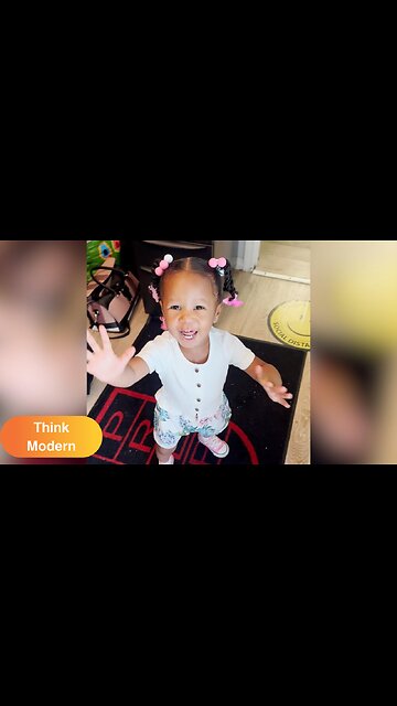 Little girl has best reaction to seeing her dad after day care