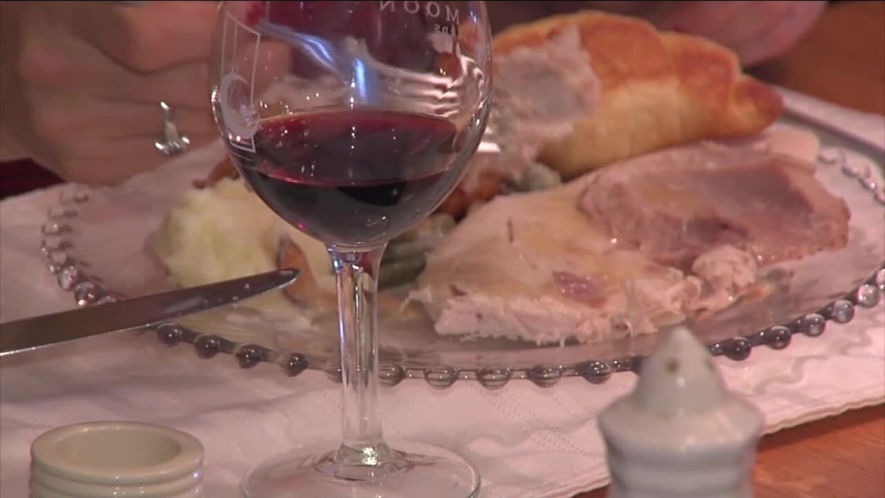 Your Healthy Family: Avoiding the pain of Thanksgiving overeating