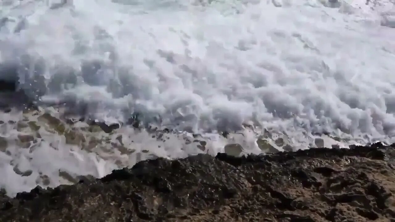 Sons relaxantes de ondas quebrando