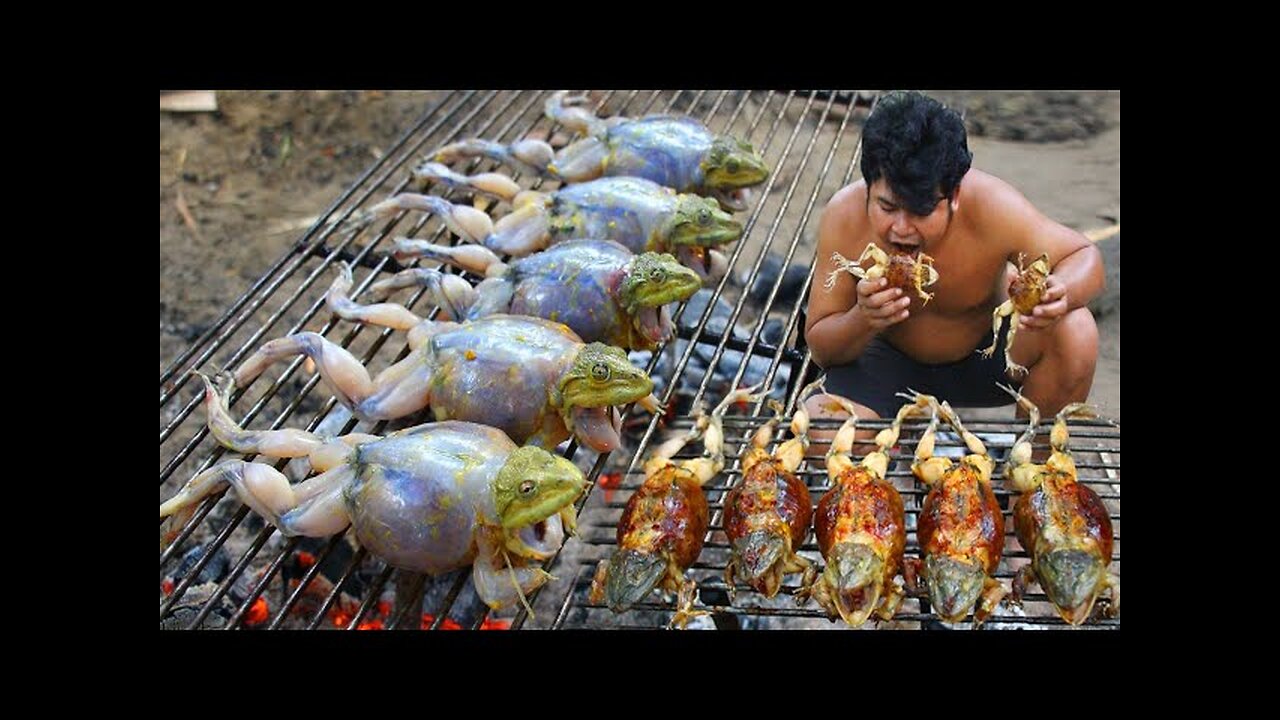 Cooking Frogs BBQ eating So yummy give yourself warm - Roasted Frog BBQ Recipe in Jungle