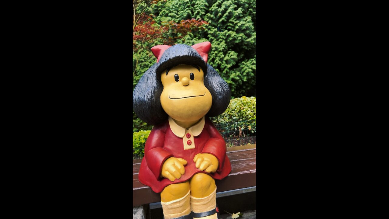 Estatua de Mafalda en Oviedo