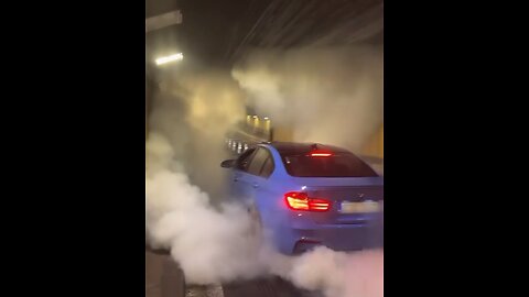 BMW burnout smokes up everywhere