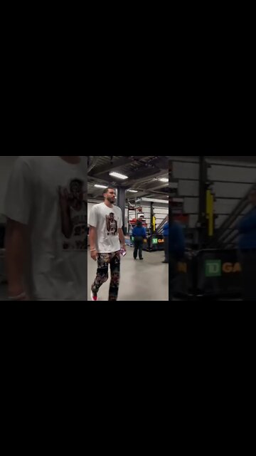 Jayson Tatum pulls up for Game 4 repping MJ vs. Kobe on his pants 🔥 ' Heat Vs. Celtics Game 4'