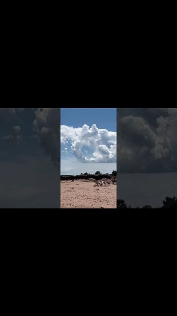 The beach and big clouds