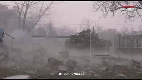 DPR Tank Crew Firing On Positions Of The Azov Battalion Who Has Set Up In Residential Buildings