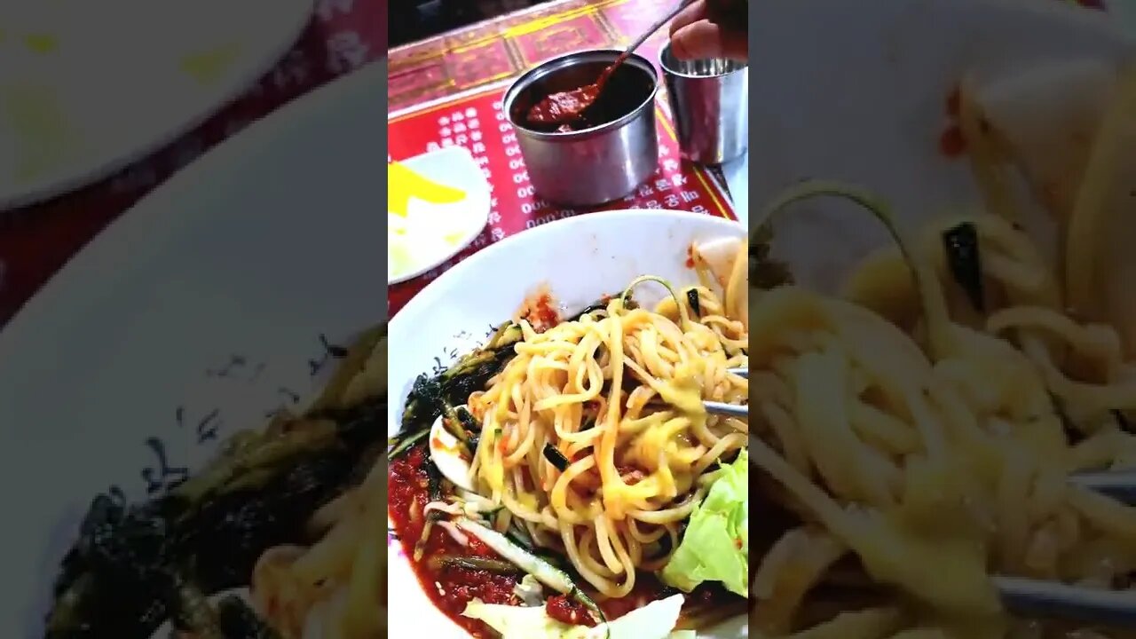 #shorts #hungry #cooking #food Korean Bu-san style cold spicy wheat noodle!
