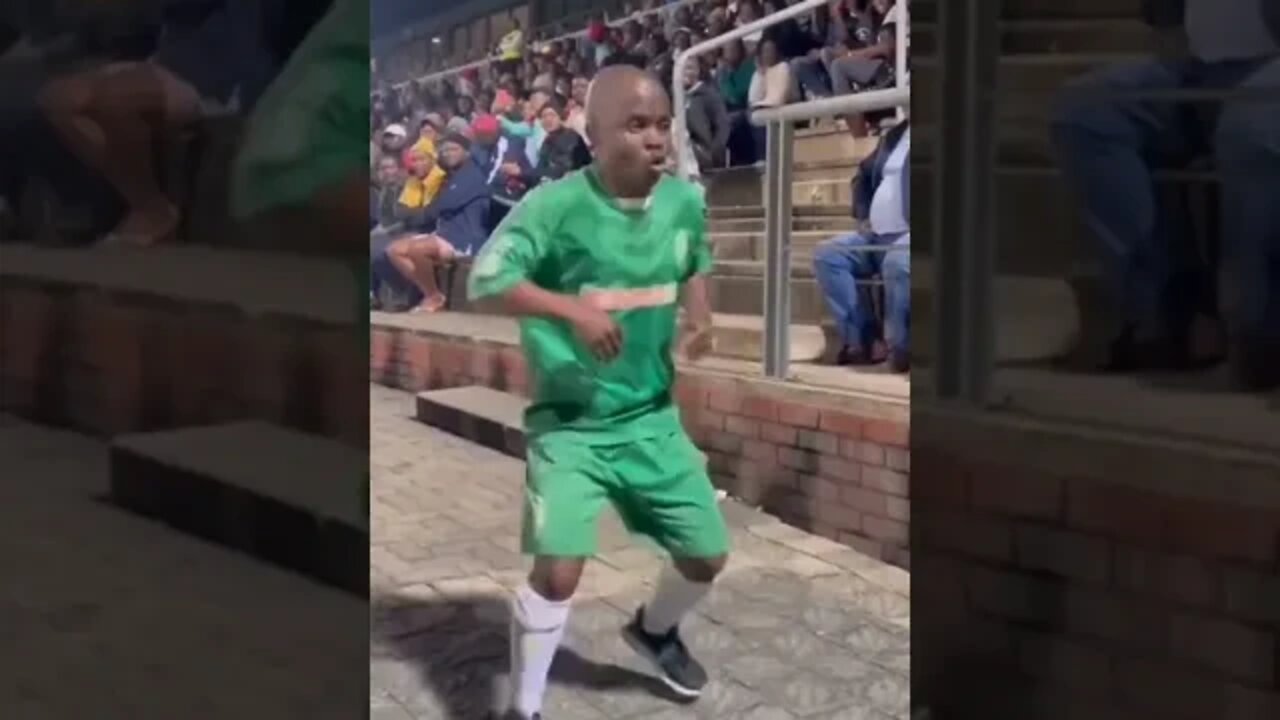 When Your Support System is On Point 🙌🏾🙌🏾🙌🏾 #shorts #football #fans