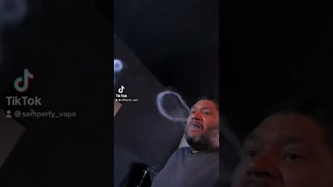 VapeTricks @semperfy_vape