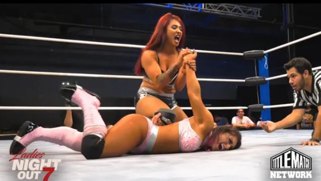 Alex Gracia vs Miranda Alize - Ladies Night Out 7