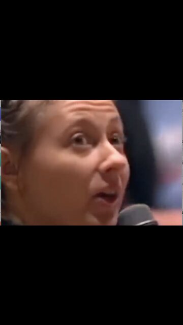 Liberal College Student Has a Meltdown Confronting Charlie Kirk