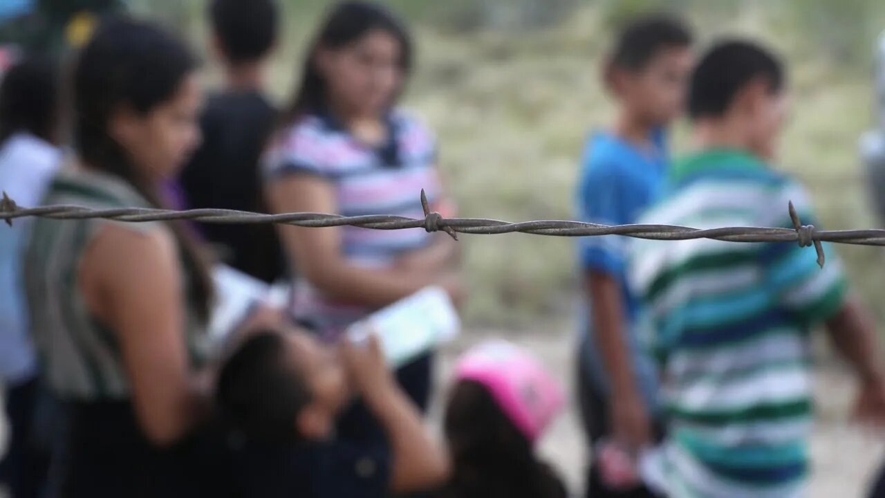 Breaking: Cuban and South American Aliens Flood Southern Border!