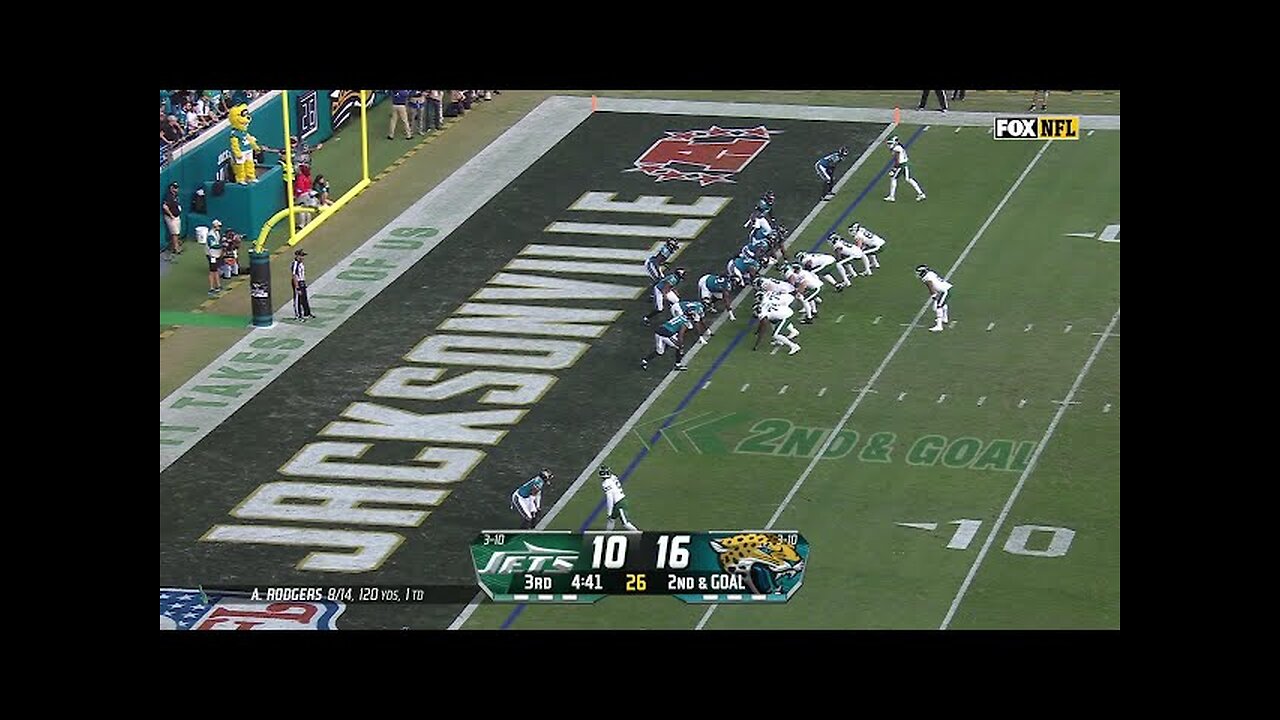 Davante Adam's 100th career TD comes on fade route from Rodgers