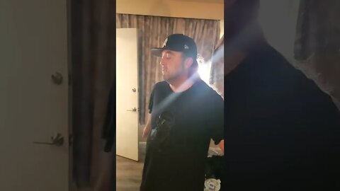 #Billy John makes the proper 👌 moves to save his live stream 2022