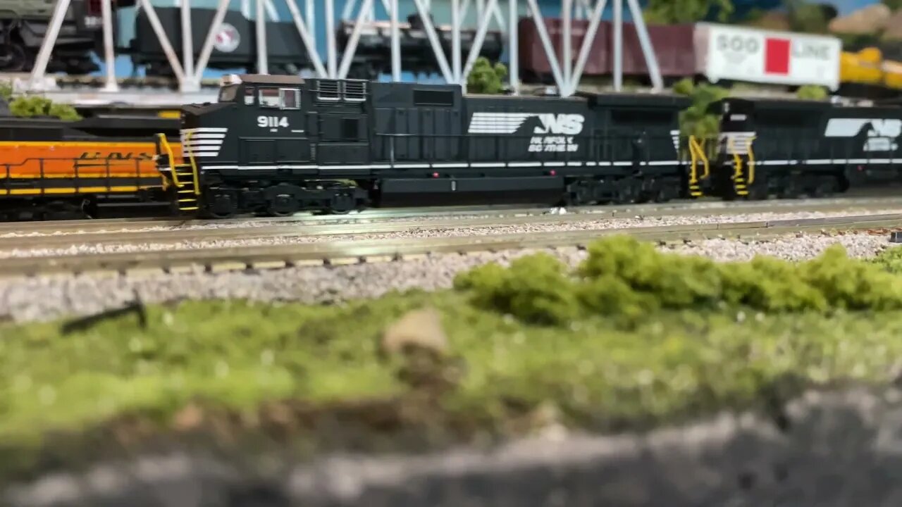 NS local leaving the pass