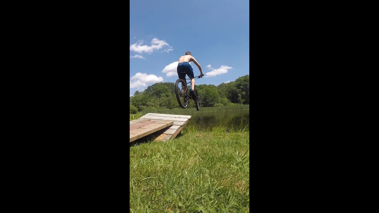 Mountain Bike VS Pond