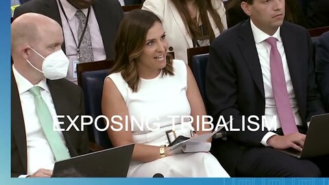 Reporter: It reeks of politics -- Trump's FBI raid