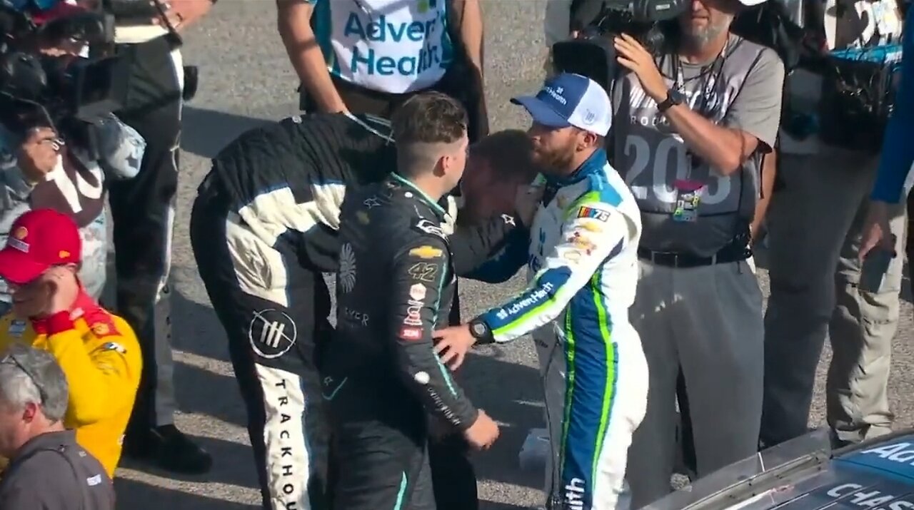 Punches Fly Between Drivers At NASCAR Race