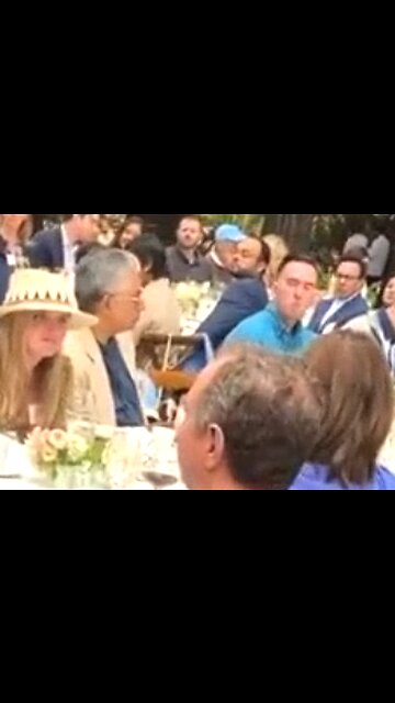 2021: No masks at Pelosi's fundraiser DCCC Womens Lunch