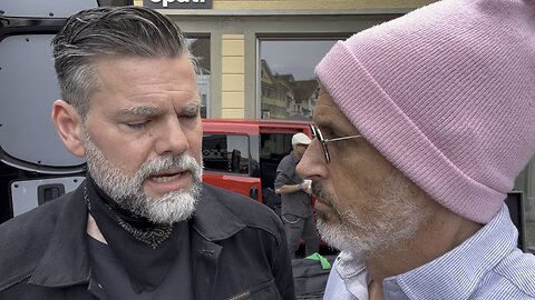 Kayvan Soufi-Siavash (früher bekannt als Ken Jebsen) an der Demo Winterthur im Kurzinterview