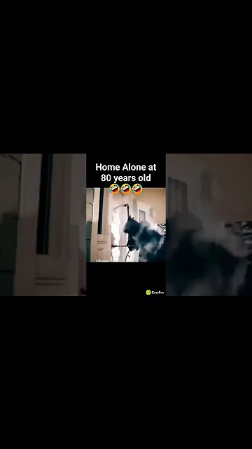 Home Alone! #viral #funny #comedy #short 🤣🤣🤣