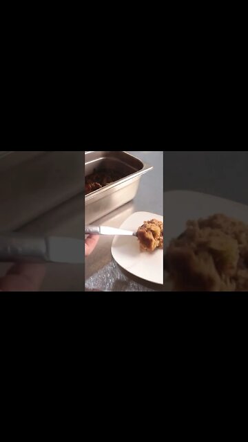 Preparing my mouth for Thanksgiving Dressing 🦃🥧