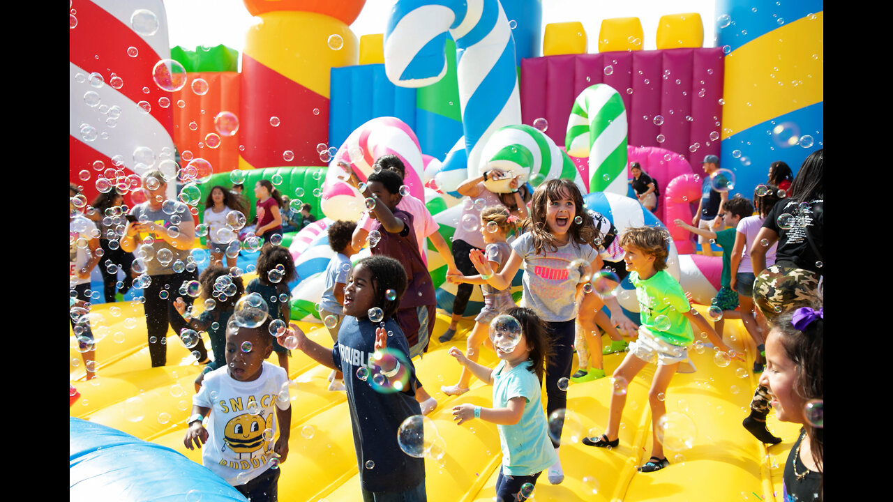 'The World's Biggest Bounce House' coming to the Eastern Hills Mall in June