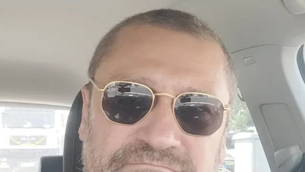 extremele Conservatorismului și Liberalismului