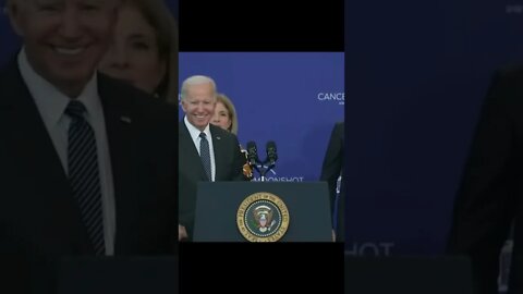 BIDEN gets LOST on stage after speech!