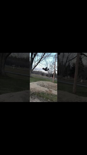 So greasy!! Outcast 4s nailing some perfect backflips.