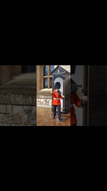 The Queen's Guard steps out of shelter #toweroflondon