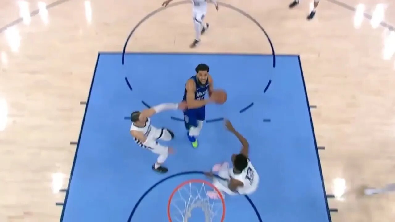 Karl Anthony Towns makes Grizzlies looks like TEDDYbear By Craziest Poster Dunk!