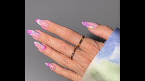 a simple way to design nails