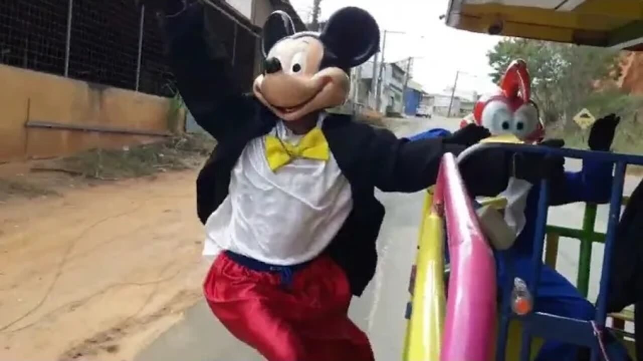 MELHORES PASSINHOS, DO FOFÃO, MICKEY MOUSE E PICA-PAU, NA CARRETA DA ALEGRIA POP STAR, LIKE 28