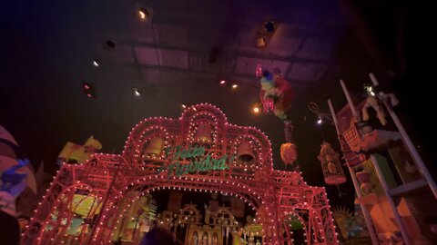 It’s a Small World Holiday at Disneyland resort