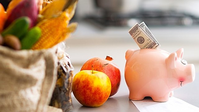 3 Food Apps That Will Help You Never Waste Again