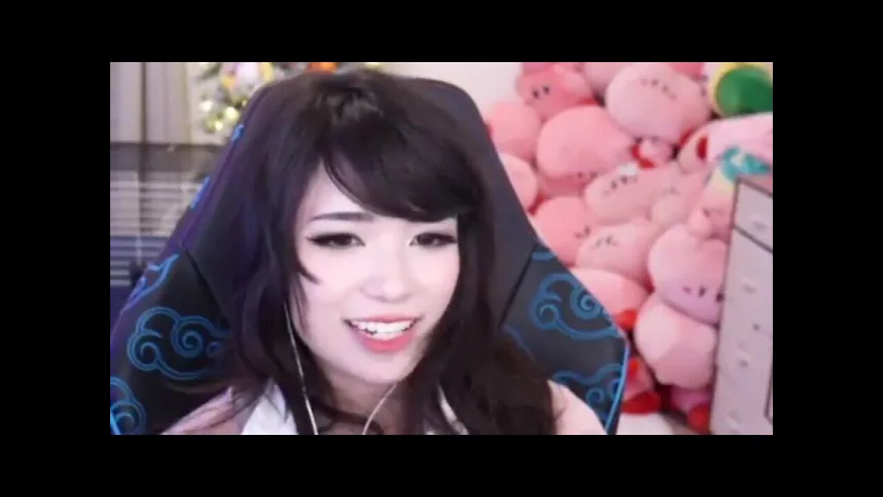 Emiru's Addiction To League of Legends