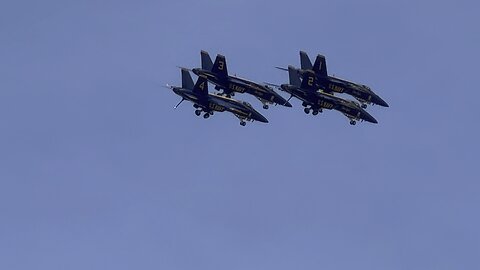 CNE Toronto Air Show 8. Loud sounds alert