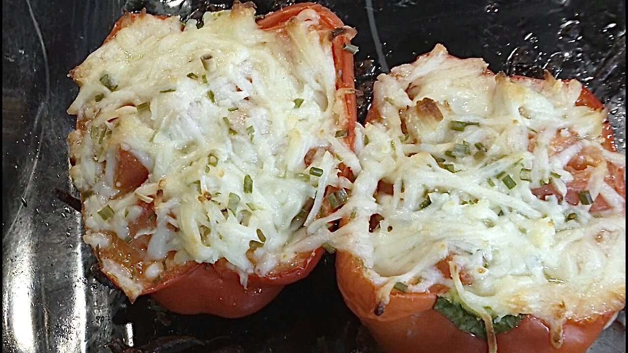 stuffed pepper (chicken & tomatoes)