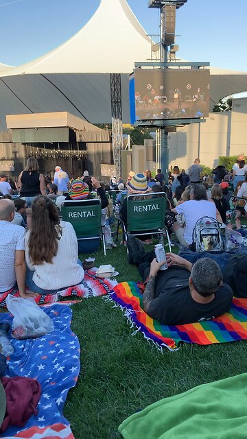 Melloncamp Willie Nelson next shoreline now