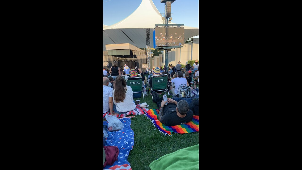 Melloncamp Willie Nelson next shoreline now