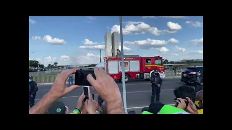 Presidente chegando a Cavalo na Marcha da Família em Brasília que aconteceu no dia 15-05-2021