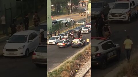 Três mortos na tarde dessa quinta-feira 19/09/2019 no centro de Betim 2/2 - MG parte 2/2