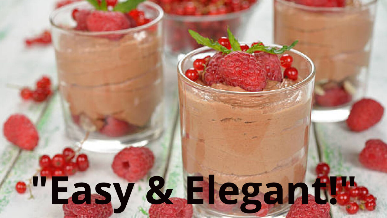 Indulge in Elegance: Easy Dark Chocolate Mousse with a Berry Twist