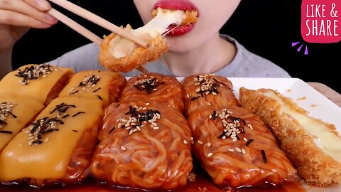 ASMR MUKBANG｜SAVORING SPICY FIRE NOODLE WRAPS AND CHEESY MEAT CUTLETS FOR A FLAVORFUL FEAST