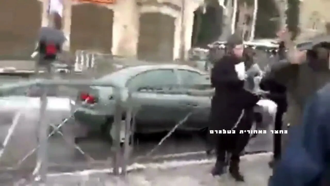 ערבים בירושלים מבצעים פוגרום ביהודים חרדים