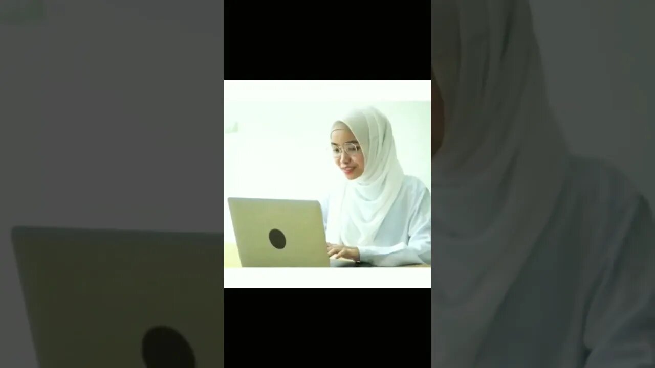 Online Shopping #online #shopping #muslimah #store #shortsviral #reels #viralvideos #youtubeshorts