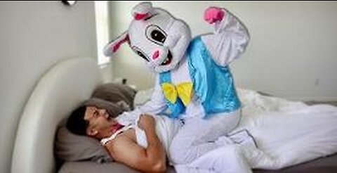 Waking My Boyfriend Up LIKE THIS!! *EASTER BUNNY PRANK*