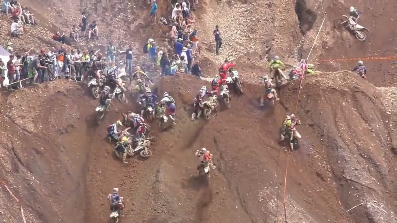 Two stroke motocross mountain racing, an absolute spectacle!19