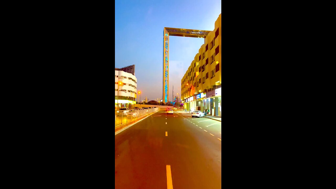 Dubai frame