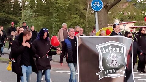 Fakkeltocht Landgraaf 7 mei 2021 Part 13